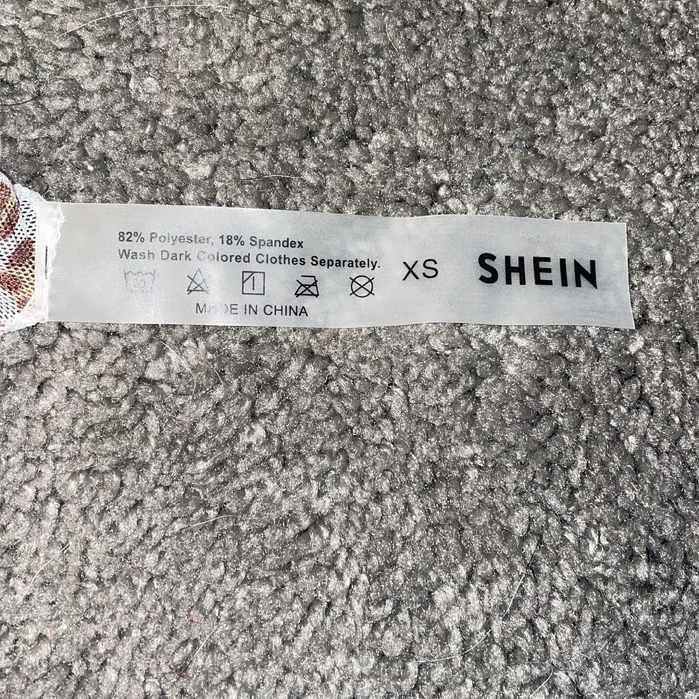 Shein cheetah print sarong - Picture 3 of 3